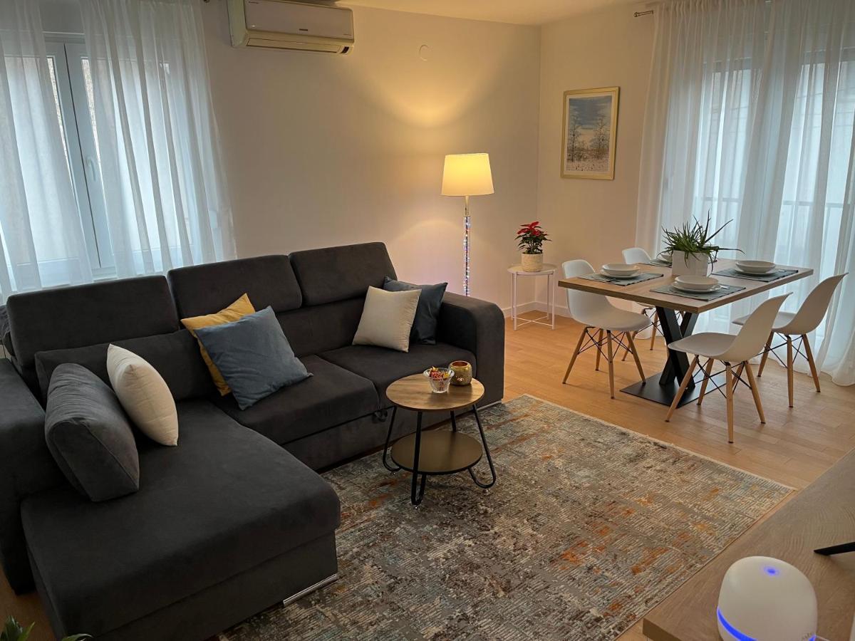 Dela'S Apartment-זאגרב מראה חיצוני תמונה